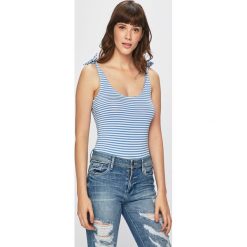 Vero Moda - Top. Niebieskie bluzki damskie Vero Moda, s, bez wzorów, z elastanu, z okrągłym kołnierzem. W wyprzedaży za 49,90 zł.