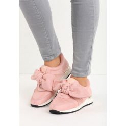 Różowe Sneakersy Instruction. Buty sportowe damskie Born2be. Za 29,99 zł.