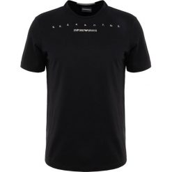 Emporio Armani Tshirt z nadrukiem nero. Czarne t-shirty męskie Emporio Armani, xl, z nadrukiem, z bawełny, bez kołnierzyka, bez rękawów. Za 449,00 zł.
