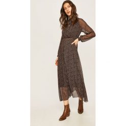 Answear - Sukienka. Czarne sukienki damskie ANSWEAR, s, bez wzorów, z poliesteru, z okrągłym kołnierzem, z długim rękawem, długie, midi, rozkloszowane. W wyprzedaży za 139,90 zł.