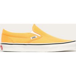Vans - Tenisówki. Pomarańczowe trampki i tenisówki damskie Vans, bez wzorów, z gumy, bez zapięcia. Za 299,90 zł.