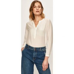 Only - Koszula. Białe bluzki damskie ONLY, s, bez wzorów, z wiskozy, casualowe, bez kołnierzyka, z długim rękawem. W wyprzedaży za 89,90 zł.