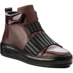 Sneakersy BRONX - 46975-C BX 1430 Wine/Ruby Red 2151. Czerwone półbuty damskie marki Bronx, na co dzień, bez wzorów, ze skóry, bez obcasa, na płaskiej podeszwie, bez zapięcia. W wyprzedaży za 299,00 zł.