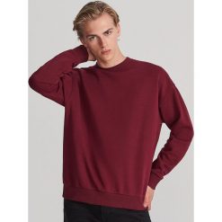 Gladka bluza basic - Bordowy. Czerwone bluzy męskie Reserved, s, bez wzorów, bez kołnierzyka, bez rękawów, bez kaptura. Za 79,99 zł.