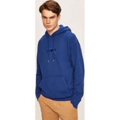 Levi's - Bluza. Niebieskie bluzy męskie Levi's®, s, z aplikacjami, z bawełny, z kapturem, bez rękawów, z kapturem. W wyprzedaży za 199,90 zł.