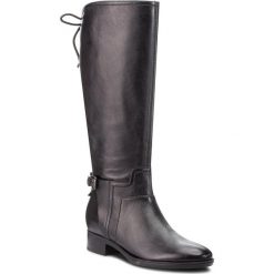 Oficerki GEOX - C Felicity B D84G1B 00085 C9999 Black. Czarne kozaki damskie Geox, ze skóry ekologicznej, przed kolano, na wysokim obcasie, na obcasie, bez zapięcia. W wyprzedaży za 469,00 zł.