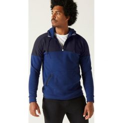 Bluza z kapturem Gym & Pilates 520 męska. Niebieskie bluzy męskie NYAMBA, s, bez wzorów, z elastanu, z kapturem, bez rękawów, z kapturem. Za 99,99 zł.