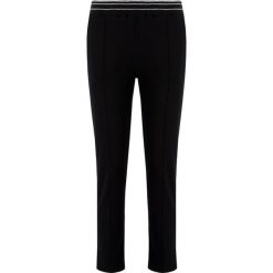 Spodnie dresowe TwinSet 192LI2GCC. Czarne spodnie damskie Twinset, s, z wiskozy. W wyprzedaży za 249,00 zł.
