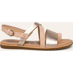 Sorel - Sandały skórzane Ella Criss Cross. Żółte klapki damskie Sorel, bez wzorów, ze skóry, bez obcasa, na obcasie. Za 359,90 zł.