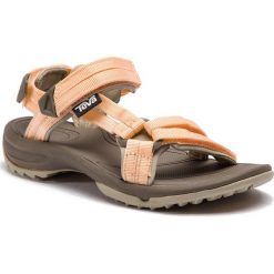 Sandały TEVA - Terra Fi Lite 1001474 Tender Peach. Pomarańczowe klapki damskie Teva, bez wzorów, z tworzywa sztucznego, bez obcasa. W wyprzedaży za 269,00 zł.