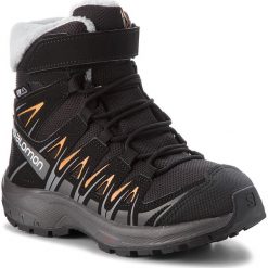 Śniegowce SALOMON - Xa Pro 3D Winter Ts Cswp J 406511 09 W0 Black/Magnet/Tangelo. Czarne śniegowce chłopięce marki Salomon, na zimę, bez zapięcia, thinsulate. W wyprzedaży za 259,00 zł.