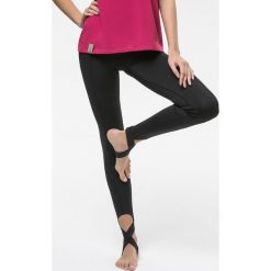 Cardio Bunny - Legginsy Cross. Czarne spodnie damskie Cardio Bunny, s, z elastanu. W wyprzedaży za 99,90 zł.