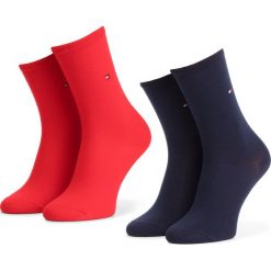Zestaw 2 par wysokich skarpet damskich TOMMY HILFIGER - 371221 Red 684. Czerwone skarpetki damskie TOMMY HILFIGER, bez wzorów, z elastanu. Za 49,99 zł.