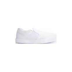 Tenisówki Armani Exchange 955058 8P466. Białe trampki męskie Armani Exchange, bez wzorów, bez zapięcia. Za 349,00 zł.