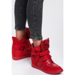 Czerwone Sneakersy Live My Life. Czerwone koturny damskie Renee. Za 109,99 zł.