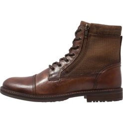 ALDO LUCIO Botki sznurowane cognac. Brązowe botki męskie marki ALDO, z materiału, na sznurówki. W wyprzedaży za 535,20 zł.