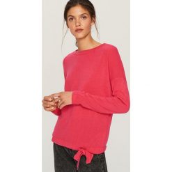 Sweter z wiązaniem na dole - Różowy. Szare swetry klasyczne damskie marki House, l. Za 49,99 zł.