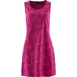 Sukienka shirtowa bonprix fuksja z nadrukiem. Różowe sukienki damskie bonprix, z nadrukiem, bez kołnierzyka, bez rękawów. Za 44,99 zł.