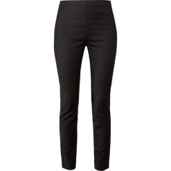 Filippa K MILA SLIM PANTS Spodnie materiałowe black. Czarne spodnie damskie marki Filippa K, l, z elastanu. Za 629,00 zł.