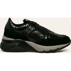 Tamaris - Buty. Czarne buty sportowe damskie Tamaris, bez wzorów, ze skóry, sportowe. W wyprzedaży za 259,90 zł.