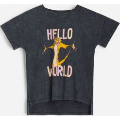 Bawełniany t-shirt Król Lew - Czarny. Czarne t-shirty damskie Reserved, l, bez wzorów, z bawełny, bez kołnierzyka. Za 39,99 zł.