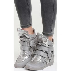 Szare Sneakersy Want You Tonight. Szare koturny damskie Born2be. Za 109,99 zł.