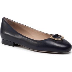 Baleriny LAUREN RALPH LAUREN - Galyn 802755531004 Lauren Nav. Niebieskie baleriny damskie Lauren Ralph Lauren, na co dzień, bez wzorów, ze skóry ekologicznej, bez obcasa, bez zapięcia. Za 499,00 zł.