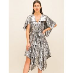 Sukienka koktajlowa TOMMY HILFIGER ZENDAYA Star Mettalic WW0WW26159. Szare sukienki damskie TOMMY HILFIGER, bez wzorów, z jedwabiu, retro, bez kołnierzyka, bez rękawów. W wyprzedaży za 709,00 zł.