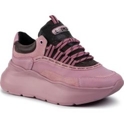 Sneakersy BRONX - 66265-AC 3263 Plum/D.Grey/Black. Fioletowe półbuty damskie Bronx, z zamszu. W wyprzedaży za 479,00 zł.