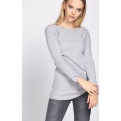 Szary Sweter Approved. Szare bez kategorii Born2be, xl, z asymetrycznym kołnierzem. Za 69,99 zł.