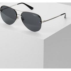 VOGUE Eyewear Okulary przeciwsłoneczne silvercoloured. Szare okulary przeciwsłoneczne damskie marki VOGUE Eyewear. Za 429,00 zł.