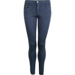 Calvin Klein Jeansy "Skinny". Jeansy damskie Calvin Klein, bez wzorów, z jeansu. Za 199,00 zł.
