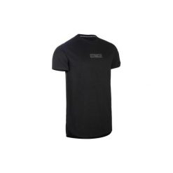 Koszulka CHEST DAY do treningu siłowego. Czarne koszulki męskie DOMYOS, s, bez wzorów, z elastanu, z dekoltem na plecach, bez rękawów. Za 59,99 zł.