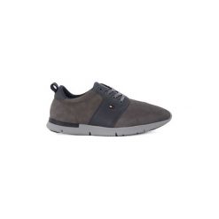 Buty Tommy Hilfiger TOBLAS. Szare trampki męskie TOMMY HILFIGER, bez wzorów, bez zapięcia. Za 341,30 zł.