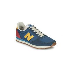 Buty New Balance 220. Niebieskie trampki męskie New Balance, bez wzorów, bez zapięcia. Za 349,00 zł.
