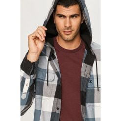 Calvin Klein Jeans - Koszula. Czarne koszule męskie Calvin Klein Jeans, xl, bez wzorów, z bawełny, klasyczne, z kapturem, z długim rękawem. Za 539,90 zł.