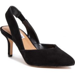 Sandały STEVE MADDEN - Monet SM11000931-03002-015 Black Suede. Czarne klapki damskie Steve Madden, bez wzorów, ze skóry, bez obcasa. W wyprzedaży za 359,00 zł.