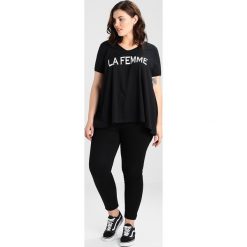 Bluzki, topy, tuniki: ADIA VNECK 1/2 SLEEVES A SHAPE LA FEMME Tshirt z nadrukiem black