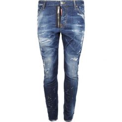 Dsquared2 Jeansy "Sexy Twist". Czerwone jeansy męskie Dsquared2, z aplikacjami, z jeansu. Za 1499,00 zł.