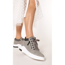 Szare Sneakersy Solidago. Szare koturny damskie Born2be, bez obcasa, na koturnie, na sznurówki. Za 99,99 zł.