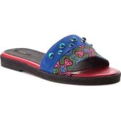 Klapki GEOX - D Kolleen H D825SH 021AW C4011 Royal. Niebieskie klapki damskie Geox, z aplikacjami, z zamszu, bez obcasa. W wyprzedaży za 259,00 zł.