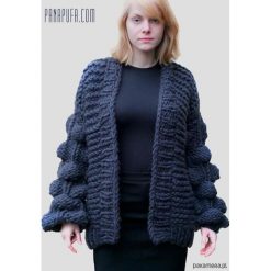 Cardigan damski, wełniany płaszcz na drutach. Płaszcze damskie Pakamera, bez wzorów, z wełny. Za 799,00 zł.