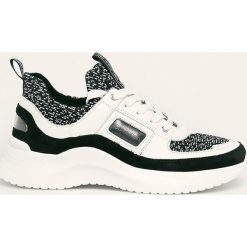 Calvin Klein - Buty. Białe buty sportowe damskie Calvin Klein, bez wzorów, ze skóry, sportowe. W wyprzedaży za 479,90 zł.