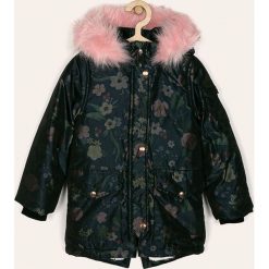 Name it - Parka dziecięca 116-152 cm. Czarne kurtki dziewczęce Name it, bez wzorów, z poliesteru, krótkie, z kapturem. Za 239,90 zł.