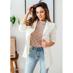 Płaszcz Ingrid ecru - M. Żółte kurtki damskie m, z jeansu, eleganckie, krótkie. Za 99,90 zł.