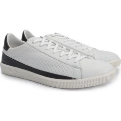 Diesel Sneakersy "S-Naptik". Białe sneakersy męskie Diesel, bez zapięcia. Za 299,00 zł.
