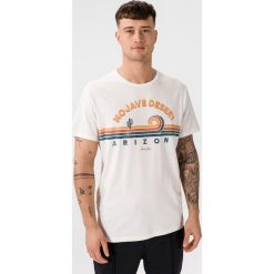 Jack & Jones Vintage Desert Koszulka Biały. Białe podkoszulki męskie Jack & Jones, s, z nadrukiem, z bawełny, vintage, bez kołnierzyka, z krótkim rękawem, krótkie. Za 78,95 zł.