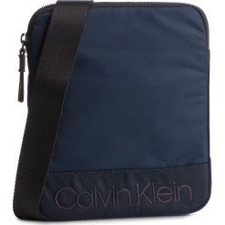 Saszetka CALVIN KLEIN - Shadow Flat Crossover K50K504393 067. Niebieskie torby męskie skórzane Calvin Klein, bez wzorów, z materiału, młodzieżowe. W wyprzedaży za 249,00 zł.