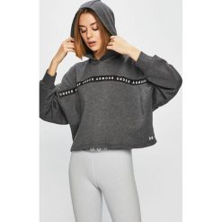 Under Armour - Bluza. Różowe bluzy damskie Under Armour, s, z nadrukiem, z bawełny, bez rękawów, z kapturem. W wyprzedaży za 159,90 zł.