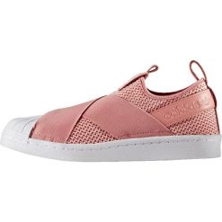 Adidas Originals SUPERSTAR SLIPON Półbuty wsuwane pink. Czerwone półbuty damskie wsuwane adidas Originals, z gumy. W wyprzedaży za 246,35 zł.